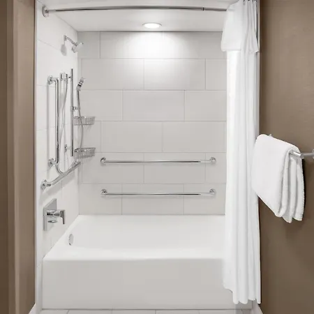 Doubletree By Hilton Springfield-2