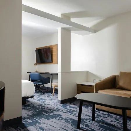 Fairfield Inn And Suites By Marriott Fort Wayne-3