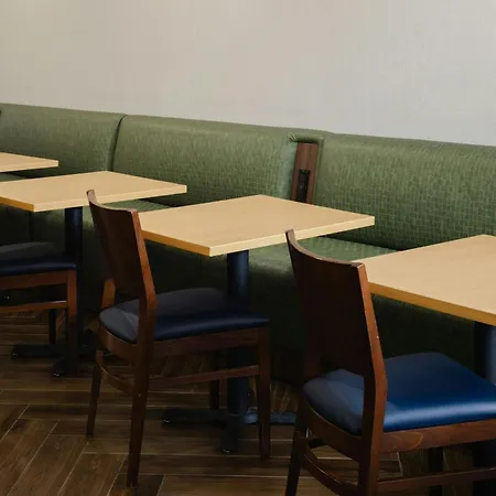 Fairfield Inn And Suites By Marriott Fort Wayne-3