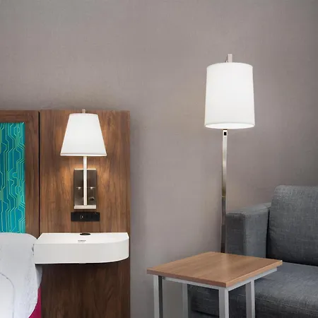 Hampton Inn By Hilton Kamloops-2