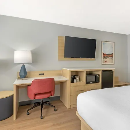 Best Western Montrose Inn-3