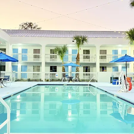 Baymont By Wyndham Tallahassee-3