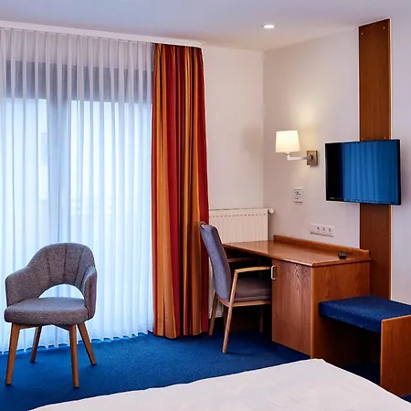 Hotel Am Steinberg-2
