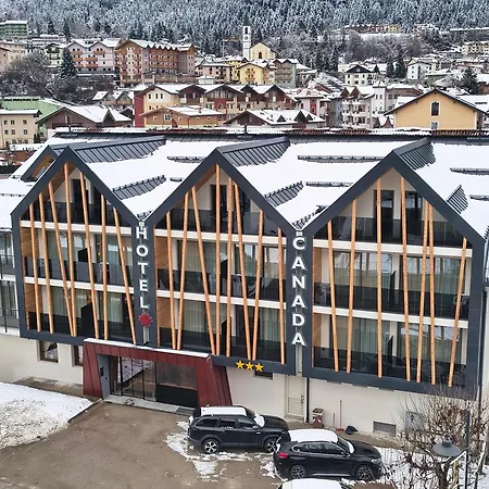 Hotel Canada-2