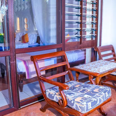 Reef Hotel Mombasa-2