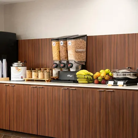 Fairfield Inn & Suites By Marriott Newark Liberty International Airport-3