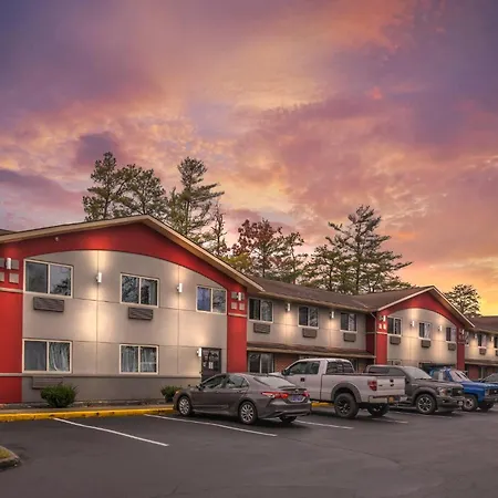 Red Roof Inn Queensbury-2
