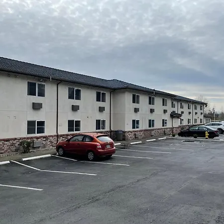 Americas Best Value Inn Lynnwood-3