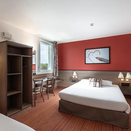 Ace Hotel Chateauroux-3