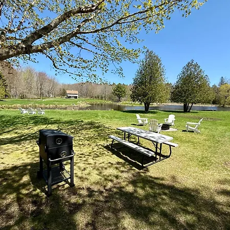 Eden Village Motel And Cottages-2