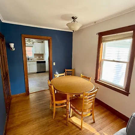 Eden Village Motel And Cottages-3