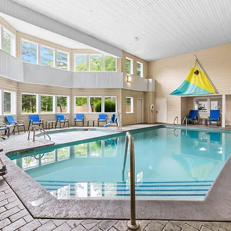 Comfort Inn Traverse City-3