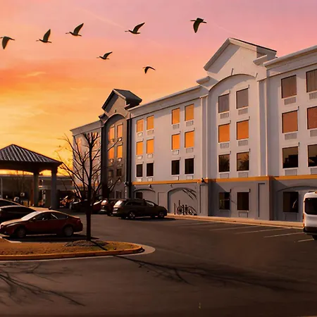 City Express By Marriott Chantilly Dulles Airport-3