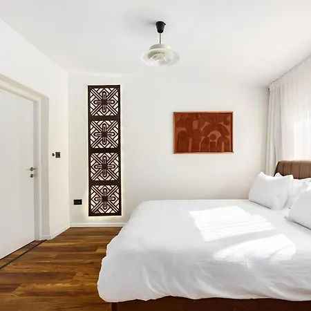 One Apartments Tlv-3