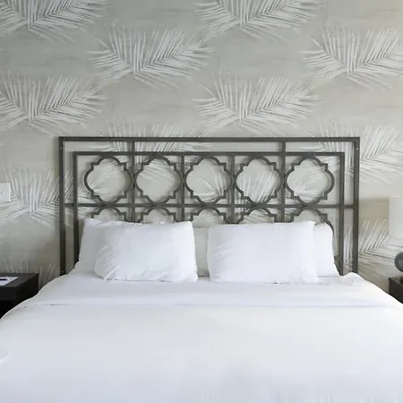 The Geneva Inn-2