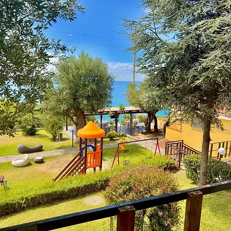 Villaggio Turistico La Fenosa-2