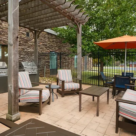 Hampton Inn Waynesboro-3