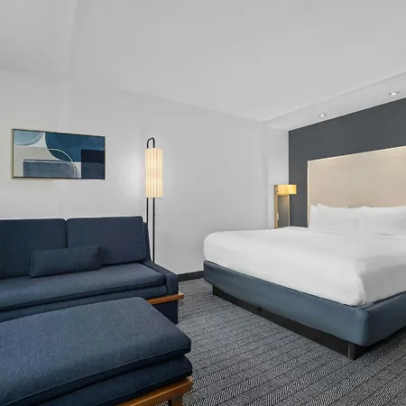 Courtyard By Marriott Oxford-2