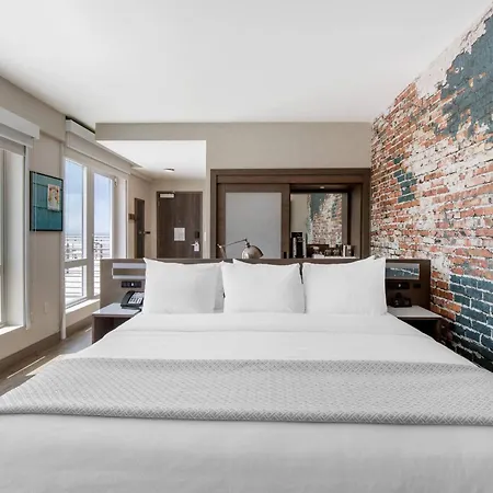 Cambria Hotel Downtown Asheville-2