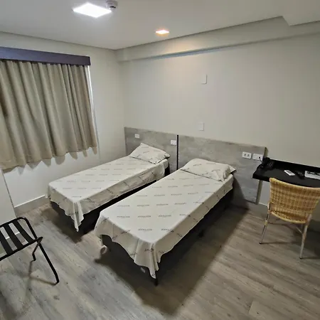 Hotel Avalon Maringá Econômico-3
