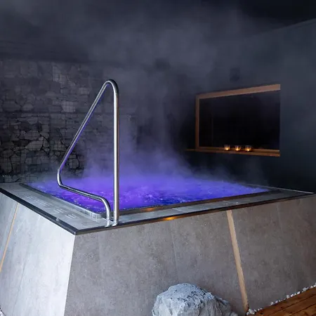 Les Dolomites Mountain Lodges-2
