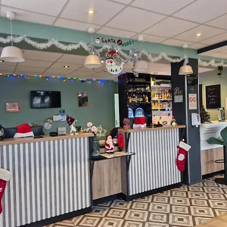 B&B Hotel Massy Gare Tgv-2