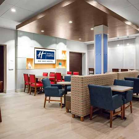 Holiday Inn Express & Suites Sanford - Lake Mary By Ihg-2