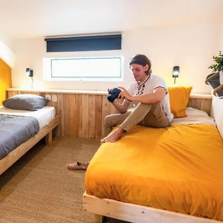 Surf Hostel Biarritz-3