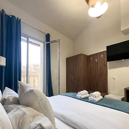 Square Hotel-3