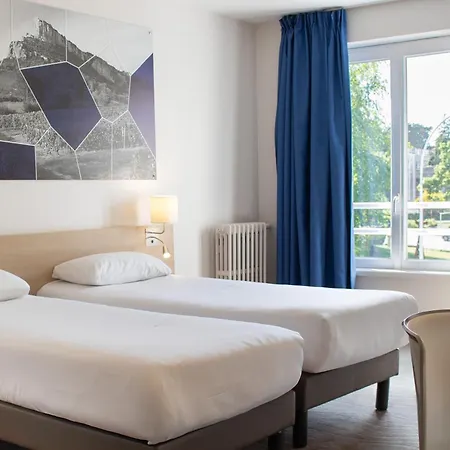Brit Hotel Mâcon Centre Gare-3