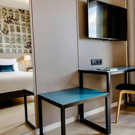 Motel One Plaza de España-2