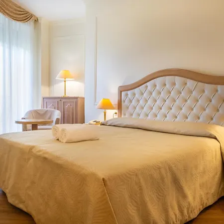 Hotel Astoria-3