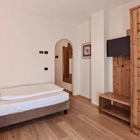Hotel Cristallo-3
