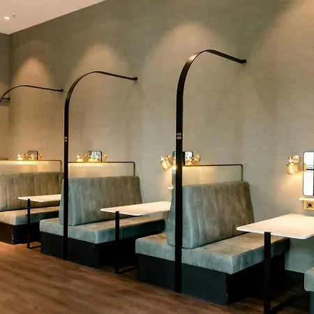 Motel One Berlin-Hauptbahnhof-2