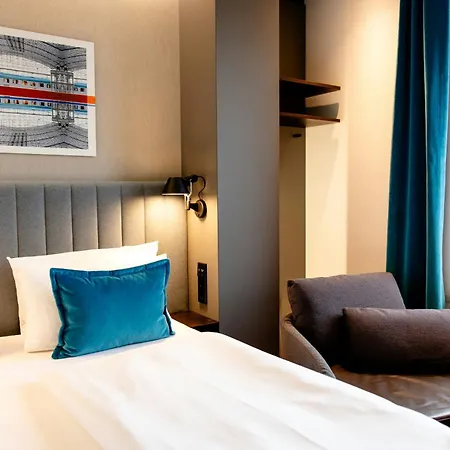 Motel One Berlin-Hauptbahnhof-2