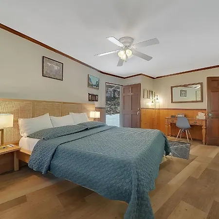 Narrow Gauge Inn-2