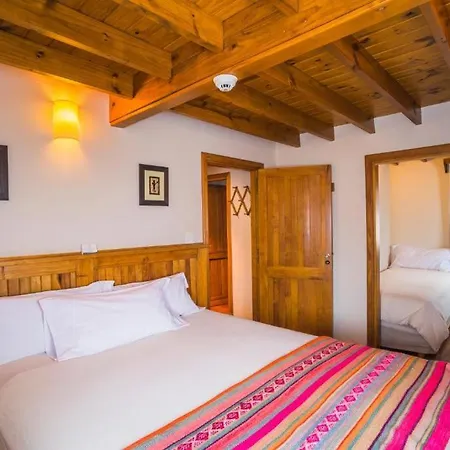 Hosteria Senderos-2