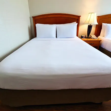 Continental Inn & Suites-3