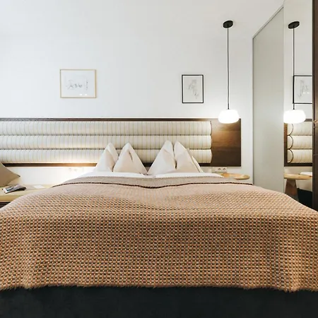 Villa Oxa - Design Boutique Hotel-2