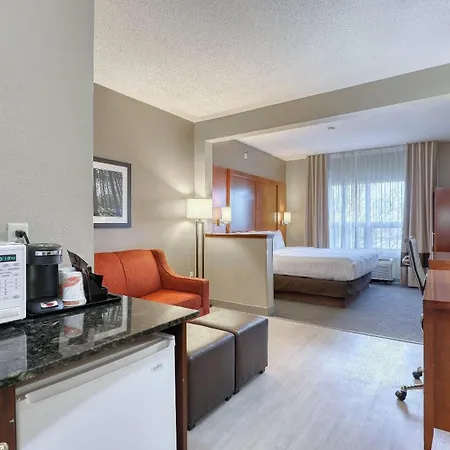 Comfort Suites Madison West - Middleton-3