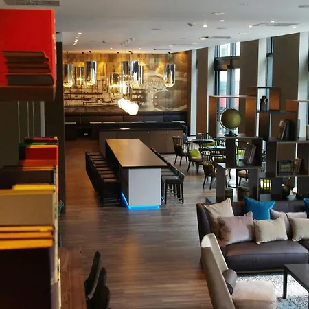 Motel One Leipzig-Augustusplatz-3