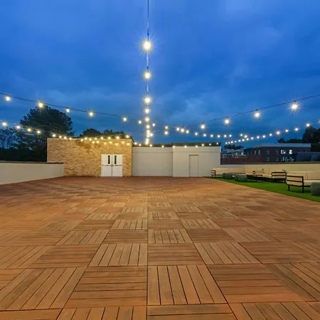 Courtyard By Marriott Oxford-3
