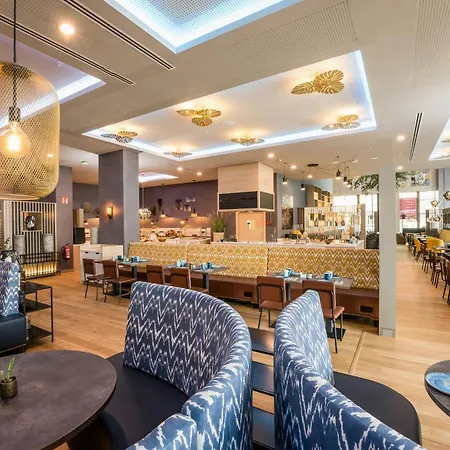 Leonardo Royal Hotel Barcelona Fira-3