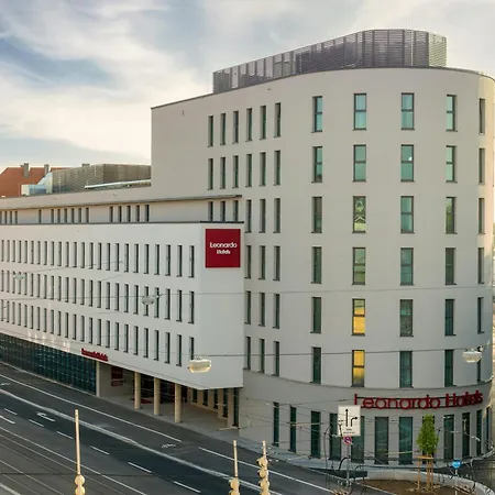 Leonardo Hotel Augsburg-3