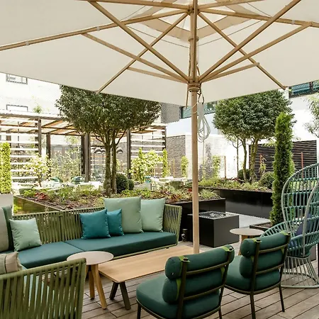 Motel One Stuttgart-Hauptbahnhof-2
