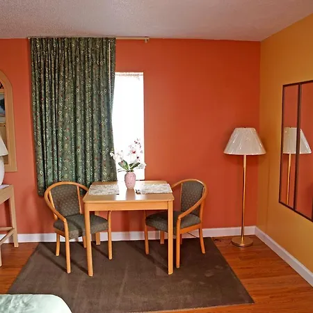Beachwalk Inn-2