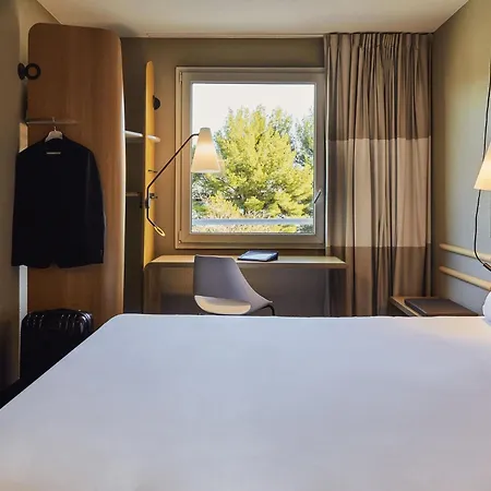 Ibis La Ciotat-3
