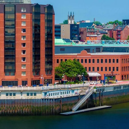 Saint John Harbourfront Hotel-3