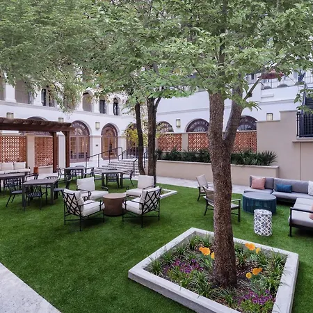 Doubletree By Hilton Austin-2