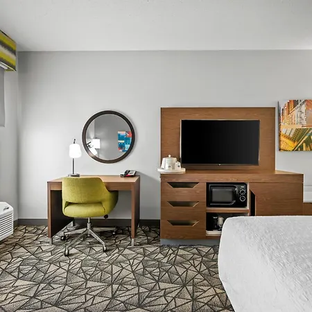 Hampton Inn Bloomington West-3